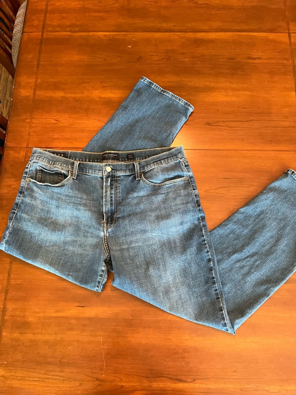 Lucky Brand 329 Classic Straight Jeans Medium Wash Men’s 38x32
